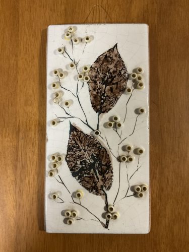 Janáky Viktor ( 1933-1999) mázas kerámia falidísz, 1970 körül