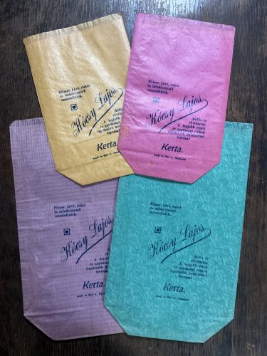 Kócsy Lajos Fűszer, kávé, cukor, rőfös és rövidárú - reklám papírtasak 1930 körül - 4 db